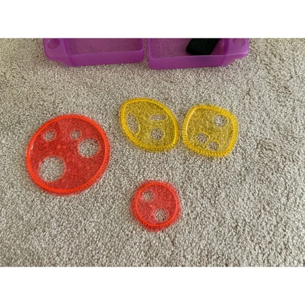 Crayola Easel‎ Art Case Board with Stencils Stamps Activity Travel Kids